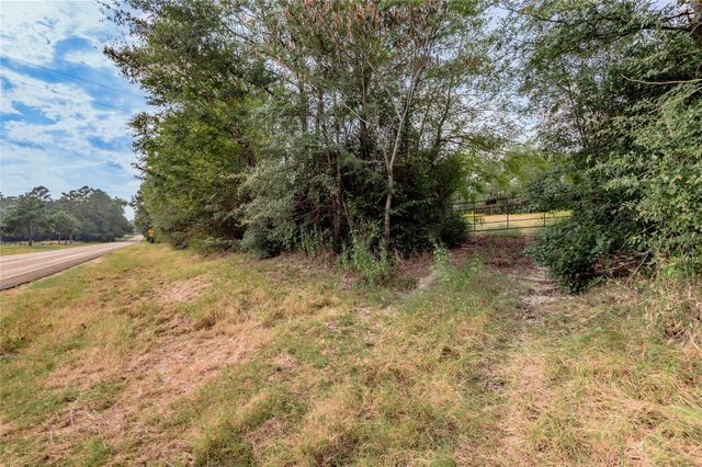 Na Fm 230, Trinity, TX 75862