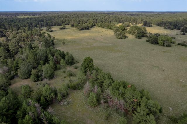 Na Fm 230, Trinity, TX 75862