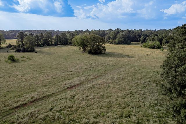 Na Fm 230, Trinity, TX 75862