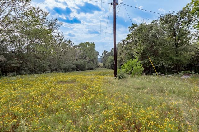 Na Fm 230, Trinity, TX 75862