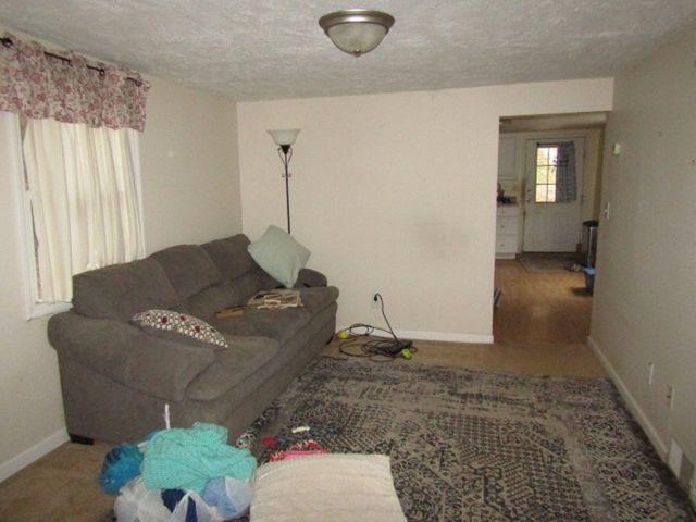 355 Days Run Rd, East Deer, PA 15084