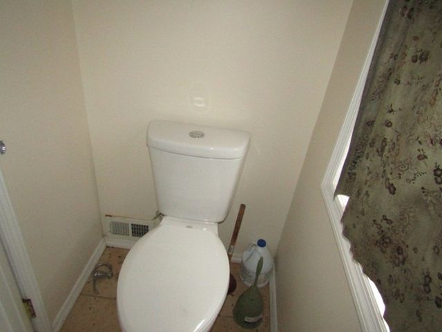 355 Days Run Rd, East Deer, PA 15084