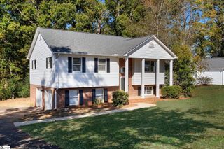 130 Poplar Knoll Drive, Moore, SC 29369