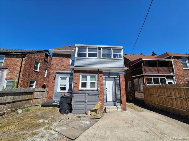 17371 Pennington Drive, Detroit, MI 48221