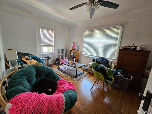 17371 Pennington Drive, Detroit, MI 48221