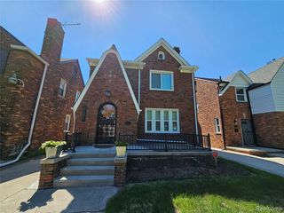 17371 Pennington Drive, Detroit, MI 48221