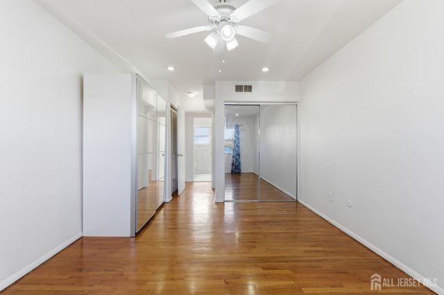 161 Evergreen Road 2A, Edison, NJ 08837