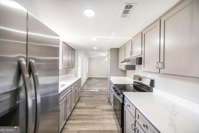 2310 Price Drive, Macon, GA 31206