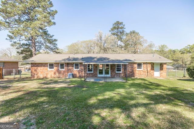 2310 Price Drive, Macon, GA 31206