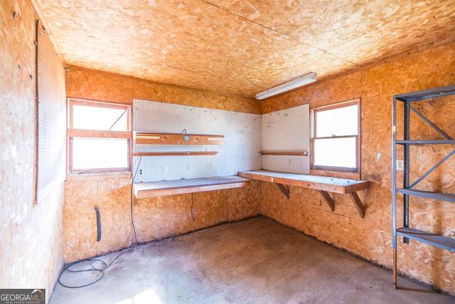 2310 Price Drive, Macon, GA 31206