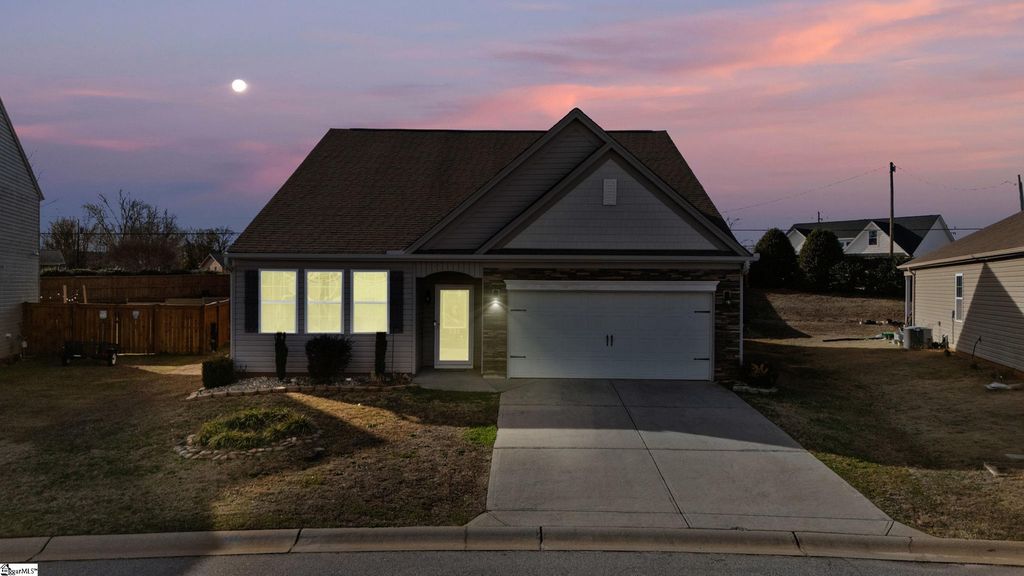 521 Friar Park Lane, Lyman, SC 29635