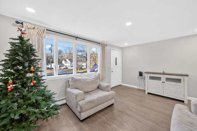 110 Schofield Road, Willington, CT 06279