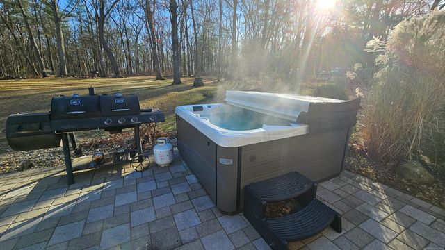 110 Schofield Road, Willington, CT 06279
