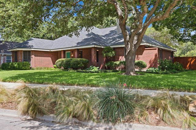 602 SUMMERWOOD DR, New Braunfels, TX 78130
