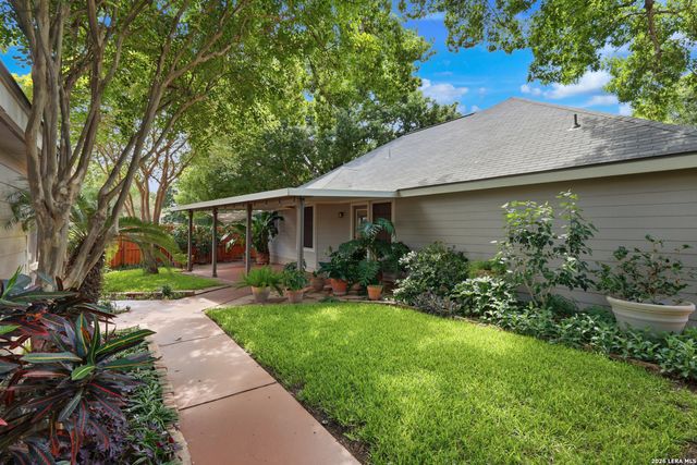 602 SUMMERWOOD DR, New Braunfels, TX 78130