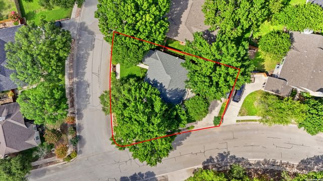 602 SUMMERWOOD DR, New Braunfels, TX 78130