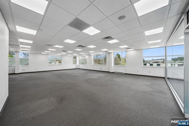 520 Sylvan Avenue 201, Englewood Cliffs, NJ 07632