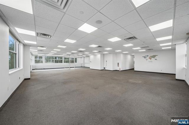 520 Sylvan Avenue 201, Englewood Cliffs, NJ 07632