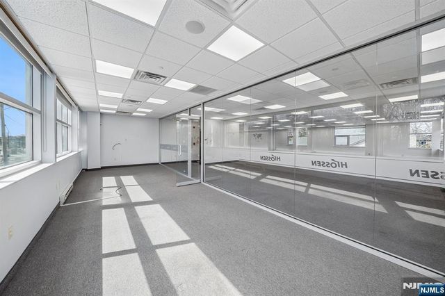 520 Sylvan Avenue 201, Englewood Cliffs, NJ 07632