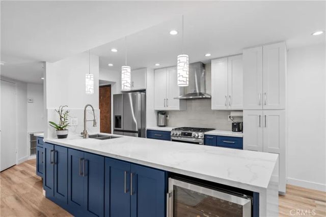 5325 Lindley Avenue 106, Tarzana, CA 91356