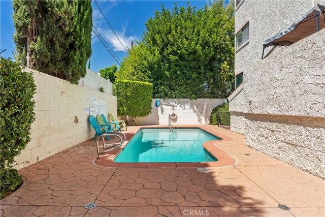 5325 Lindley Avenue 106, Tarzana, CA 91356