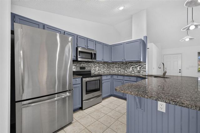 2739 W COVINGTON DRIVE, Deltona, FL 32738