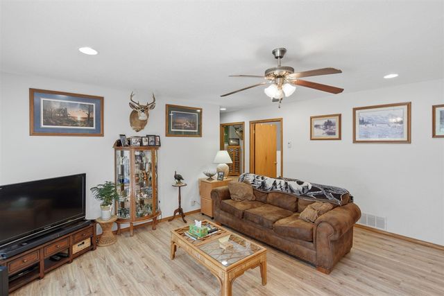 7492 E Townline Lake Road, Harrison, MI 48625