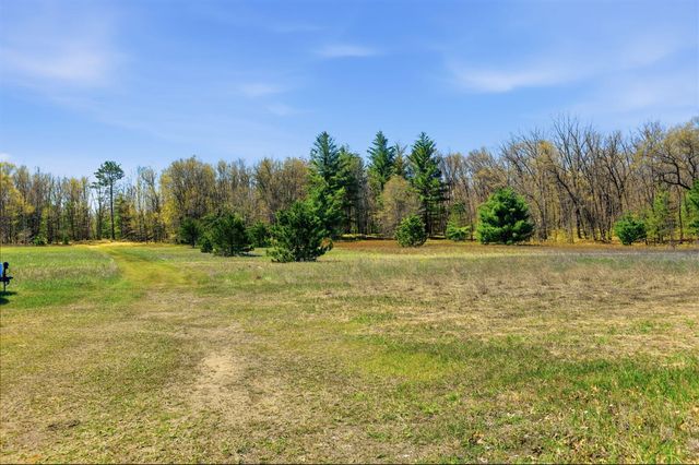 7492 E Townline Lake Road, Harrison, MI 48625