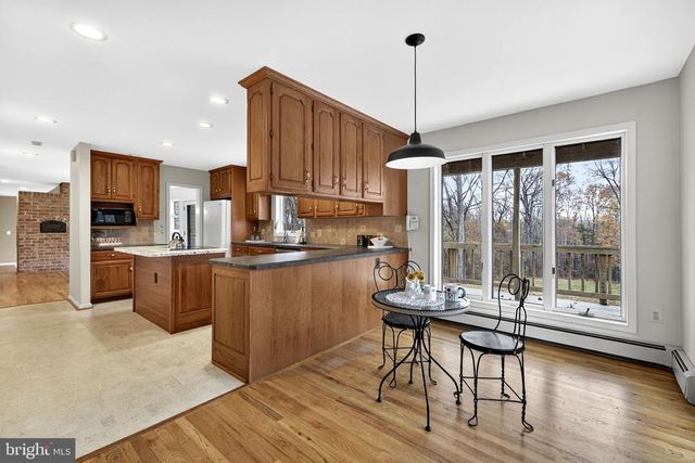 8423 LOCK LN, Warrenton, VA 20186