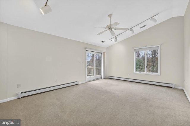 8423 LOCK LN, Warrenton, VA 20186