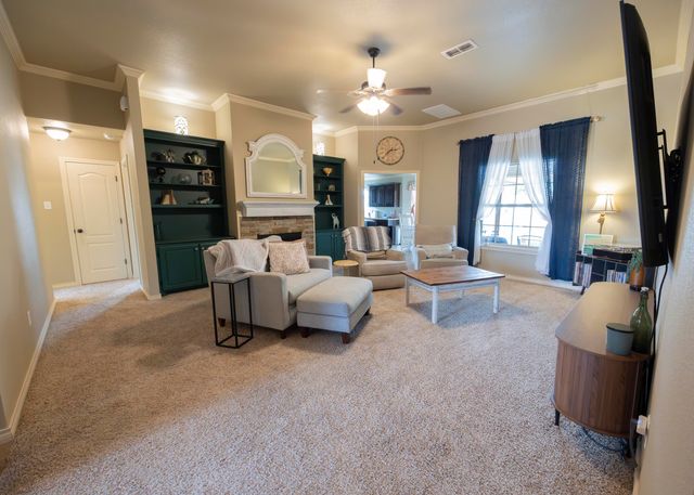 6010 104th Street, Lubbock, TX 79424
