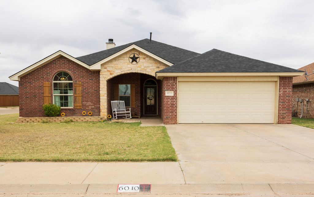 6010 104th Street, Lubbock, TX 79424