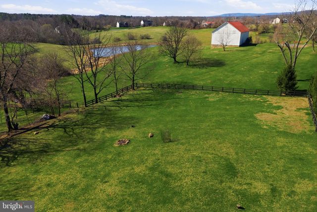 14997 LYNNFORD CT, Waterford, VA 20197