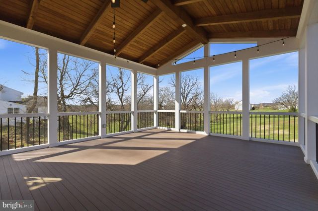 14997 LYNNFORD CT, Waterford, VA 20197