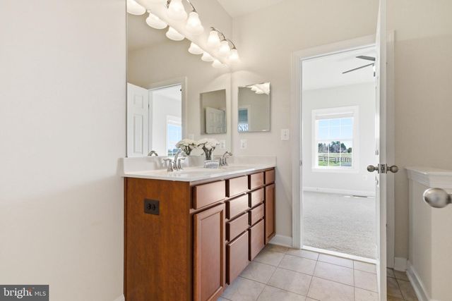 14997 LYNNFORD CT, Waterford, VA 20197