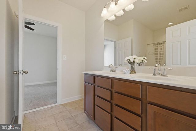 14997 LYNNFORD CT, Waterford, VA 20197