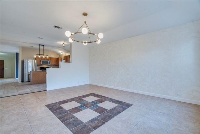 135 Soapberry, Kyle, TX 78640