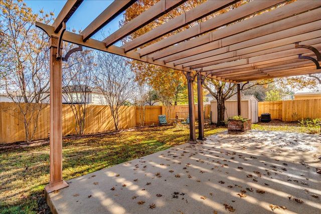 135 Soapberry, Kyle, TX 78640