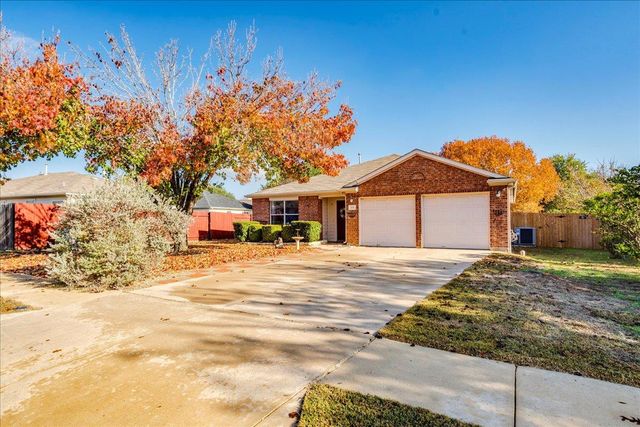 135 Soapberry, Kyle, TX 78640