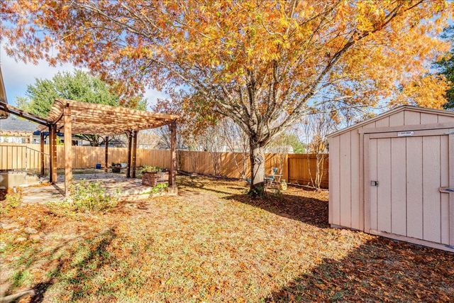 135 Soapberry, Kyle, TX 78640