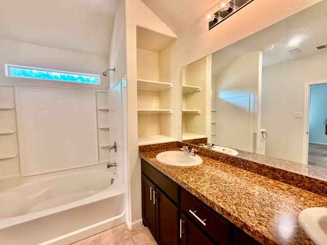 729 Ben Lake Trail, Fort Worth, TX 76120