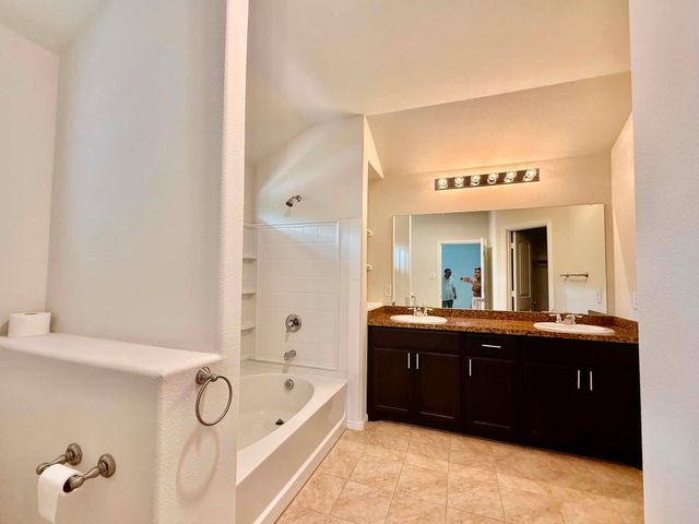 729 Ben Lake Trail, Fort Worth, TX 76120