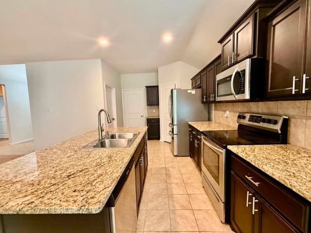 729 Ben Lake Trail, Fort Worth, TX 76120