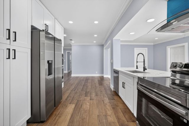 1800 N 54th Avenue, Hollywood, FL 33021