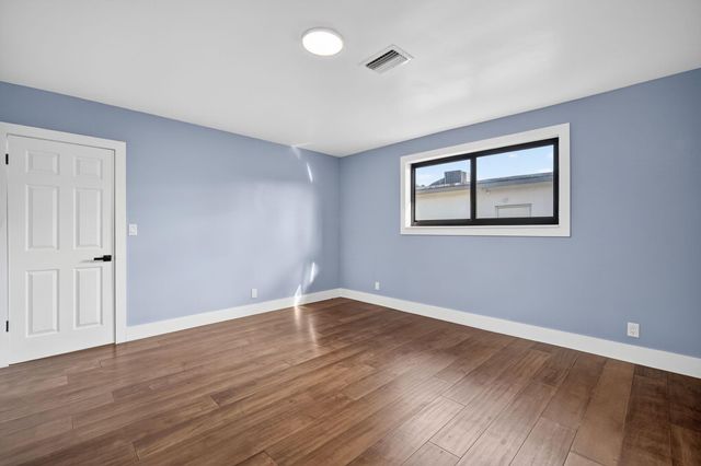 1800 N 54th Avenue, Hollywood, FL 33021