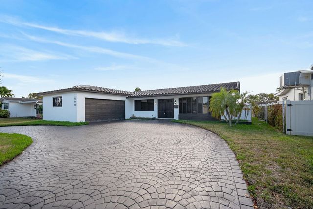 1800 N 54th Avenue, Hollywood, FL 33021