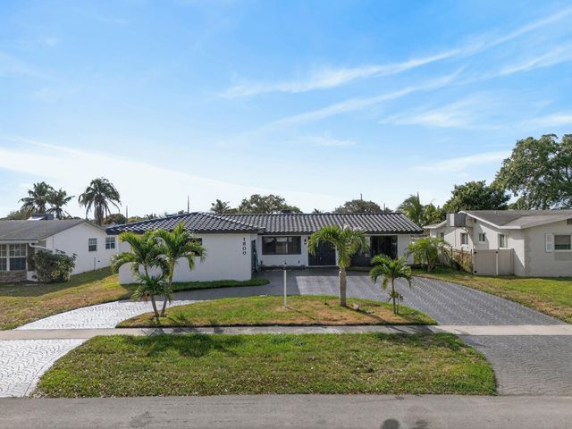 1800 N 54th Avenue, Hollywood, FL 33021