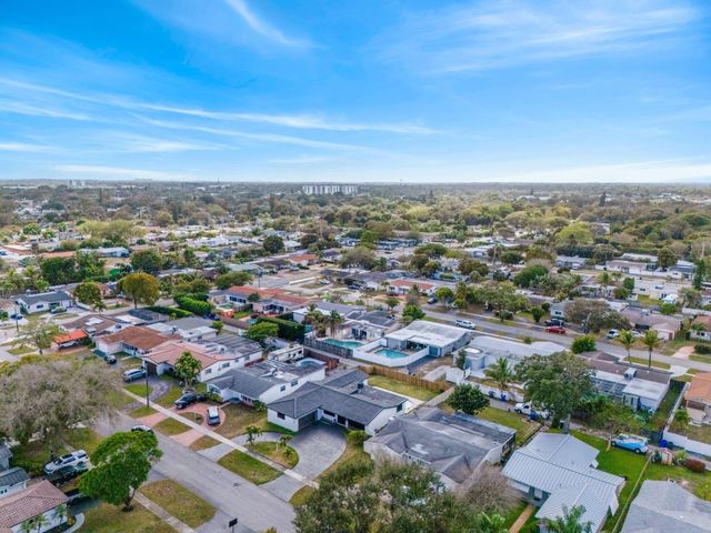 1800 N 54th Avenue, Hollywood, FL 33021