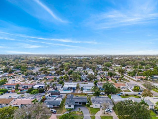 1800 N 54th Avenue, Hollywood, FL 33021