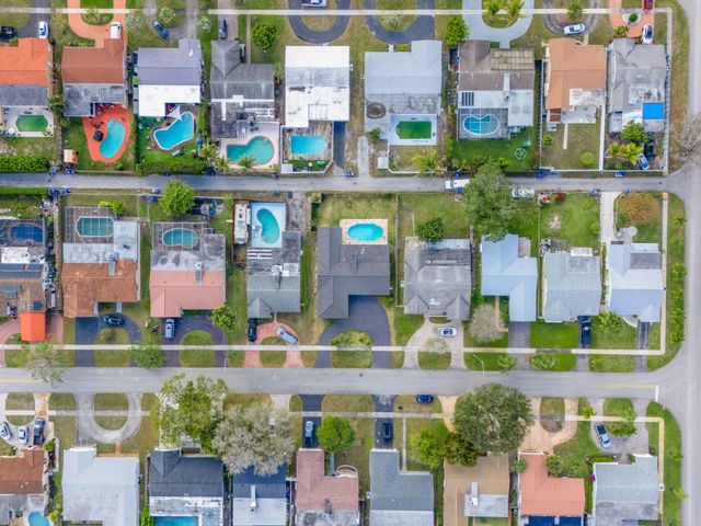 1800 N 54th Avenue, Hollywood, FL 33021